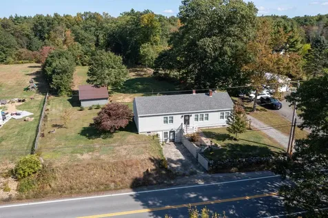 43 Main Avenue South Hampton NH 03827