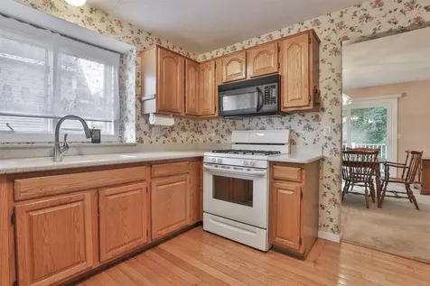 4 Jared Circle Nashua NH 03063