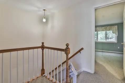 4 Jared Circle Nashua NH 03063