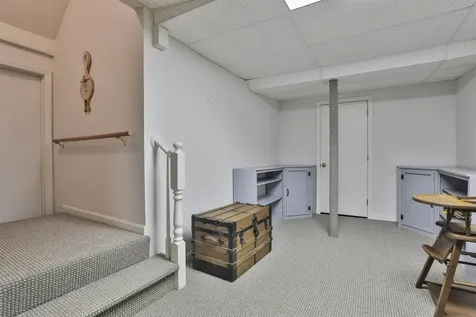 4 Jared Circle Nashua NH 03063