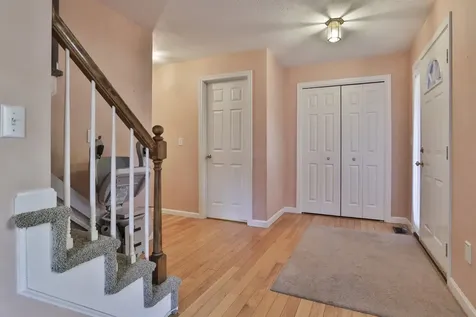 4 Jared Circle Nashua NH 03063