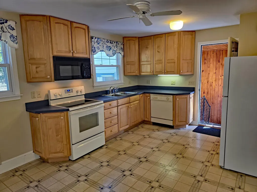 15 Laurel Street Brattleboro VT 05301