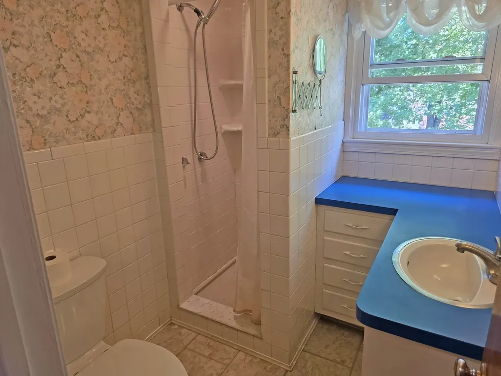 15 Laurel Street Brattleboro VT 05301