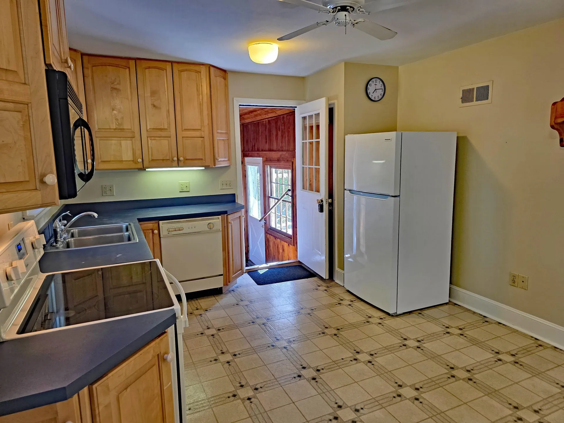 15 Laurel Street Brattleboro VT 05301