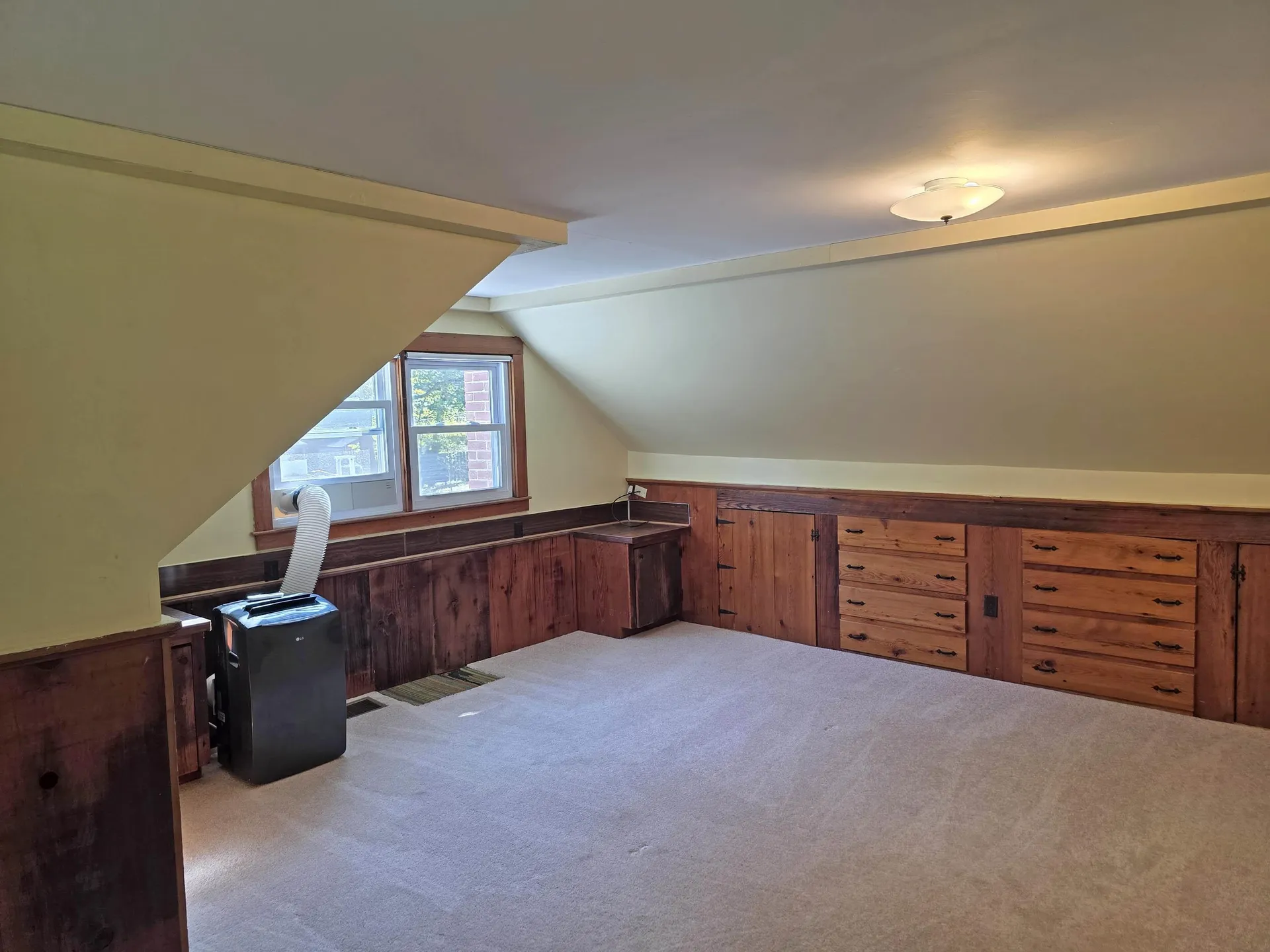 15 Laurel Street Brattleboro VT 05301