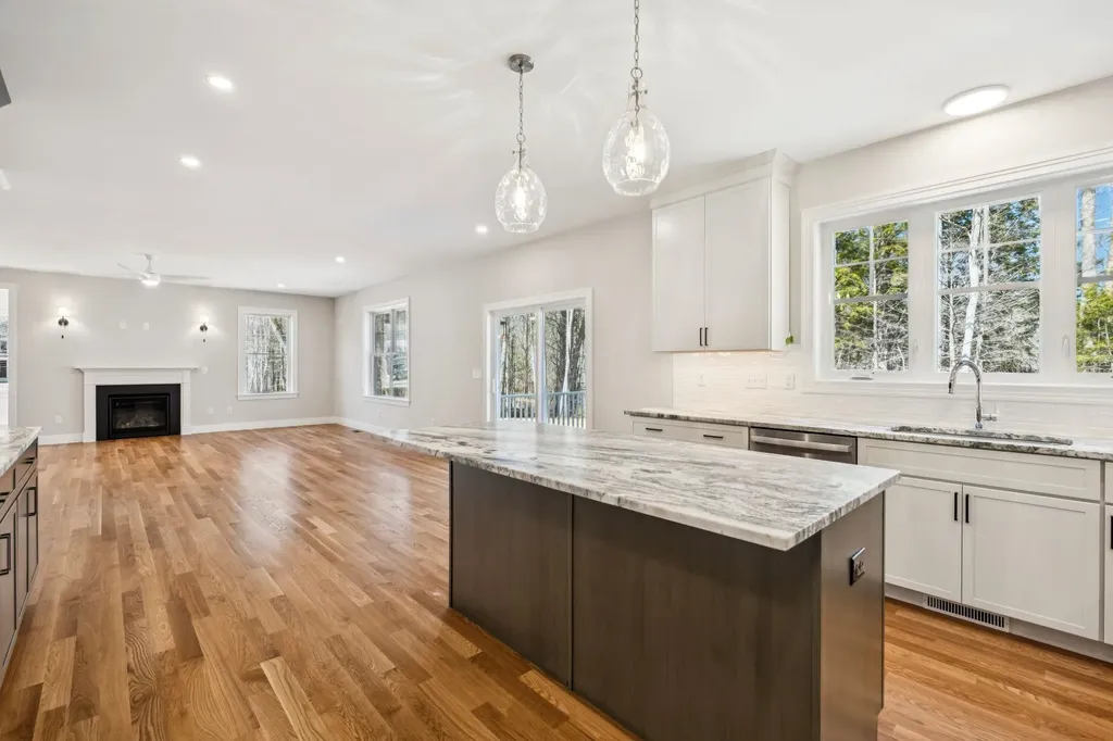 12 Washburn Farm Lane Kittery ME 03905