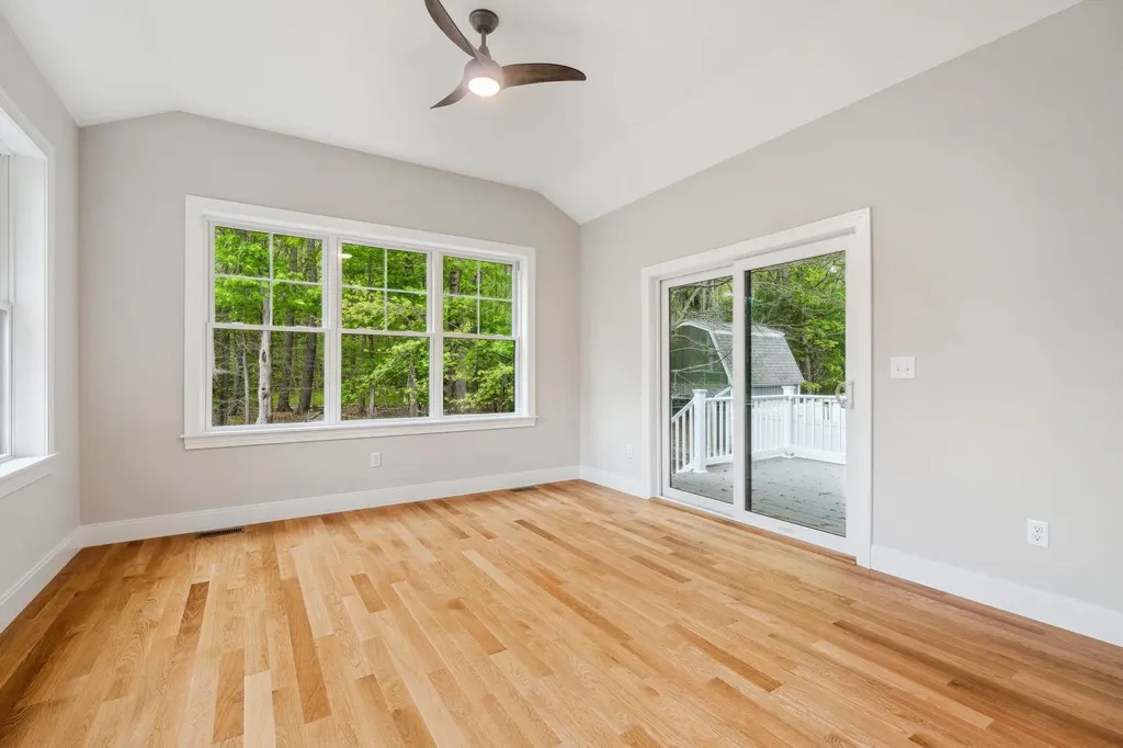 12 Washburn Farm Lane Kittery ME 03905