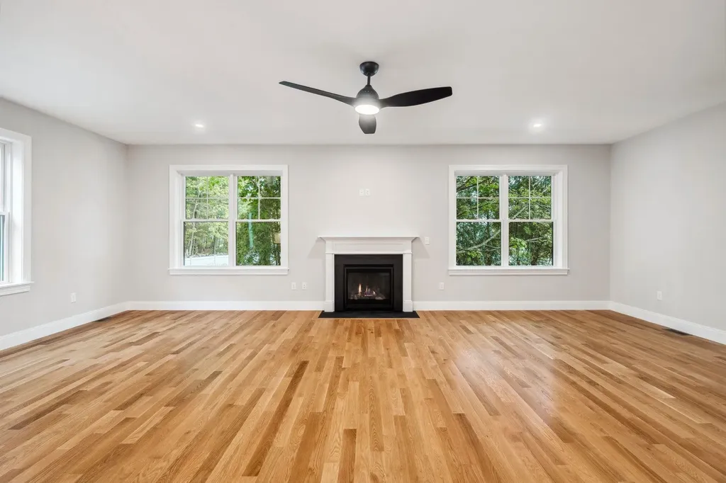 12 Washburn Farm Lane Kittery ME 03905