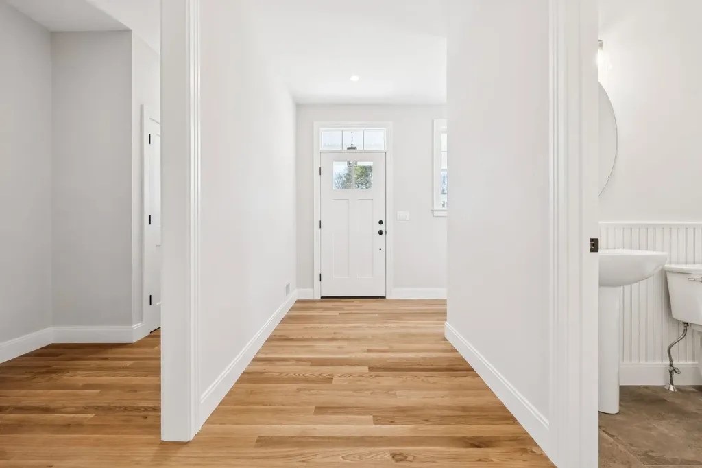 12 Washburn Farm Lane Kittery ME 03905