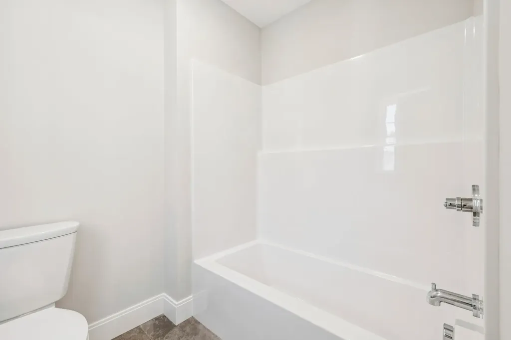 12 Washburn Farm Lane Kittery ME 03905