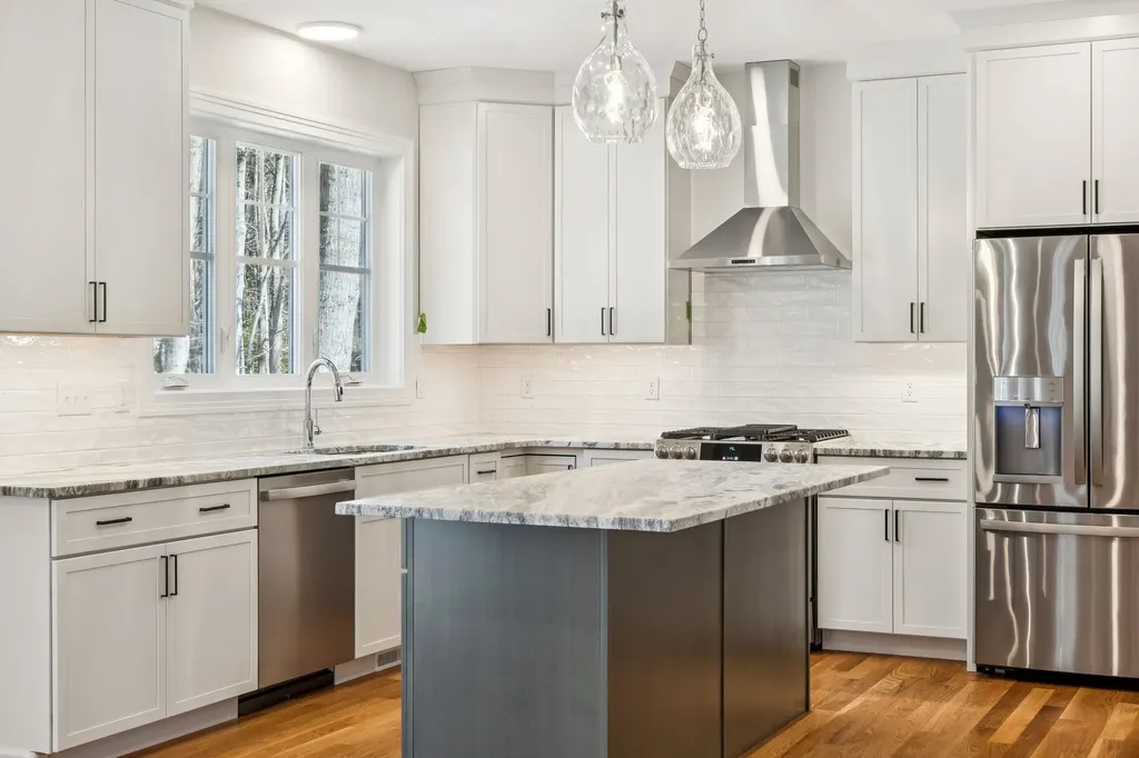 12 Washburn Farm Lane Kittery ME 03905