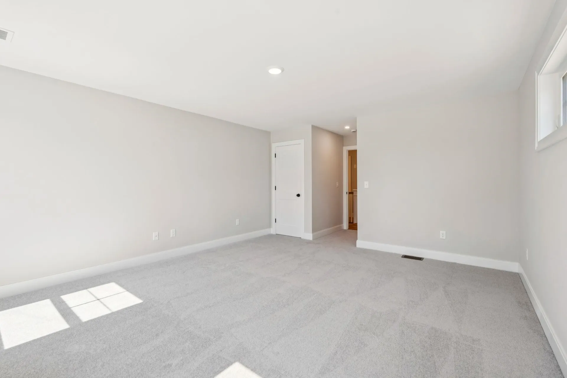 12 Washburn Farm Lane Kittery ME 03905