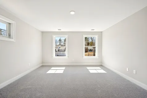 12 Washburn Farm Lane Kittery ME 03905