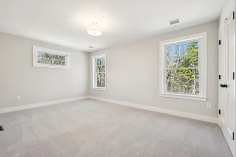 12 Washburn Farm Lane Kittery ME 03905