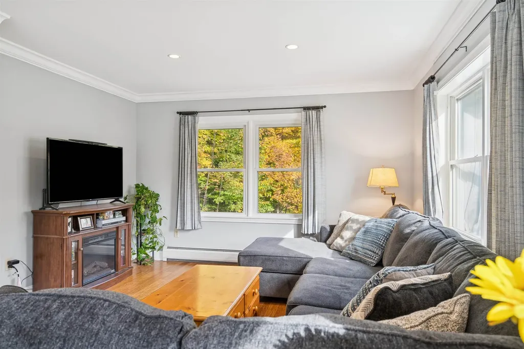 83 Cherrywood Drive Barre Town VT 05641