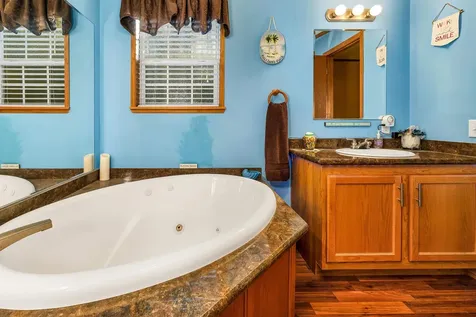 14 Mansfield Woods Way New Hampton NH 03256