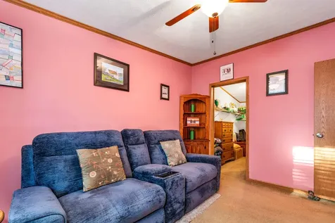 14 Mansfield Woods Way New Hampton NH 03256