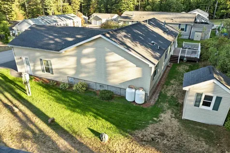 14 Mansfield Woods Way New Hampton NH 03256