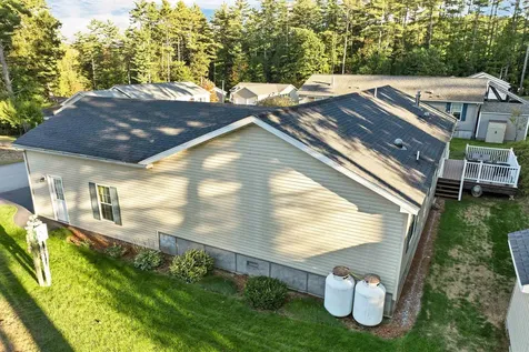 14 Mansfield Woods Way New Hampton NH 03256