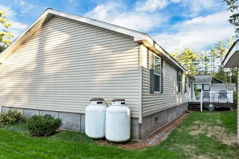 14 Mansfield Woods Way New Hampton NH 03256