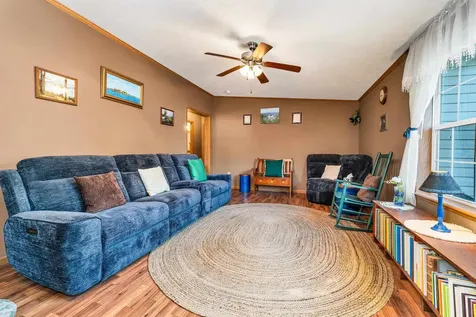 14 Mansfield Woods Way New Hampton NH 03256