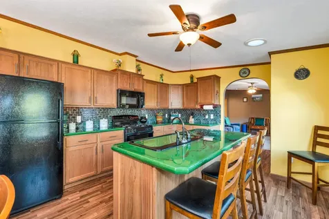 14 Mansfield Woods Way New Hampton NH 03256