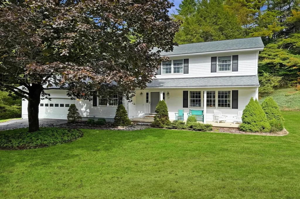 27 Georgeanna Boulevard Rutland Town VT 05701