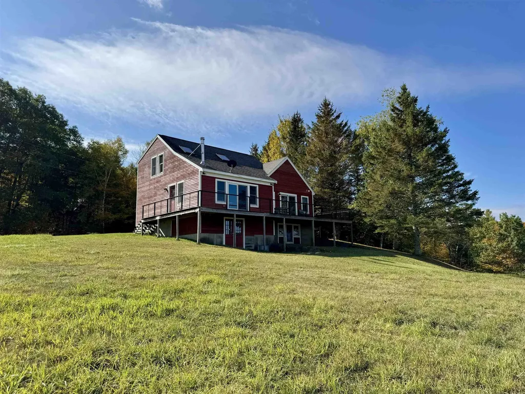 9 Henderson Drive Ryegate VT 05069