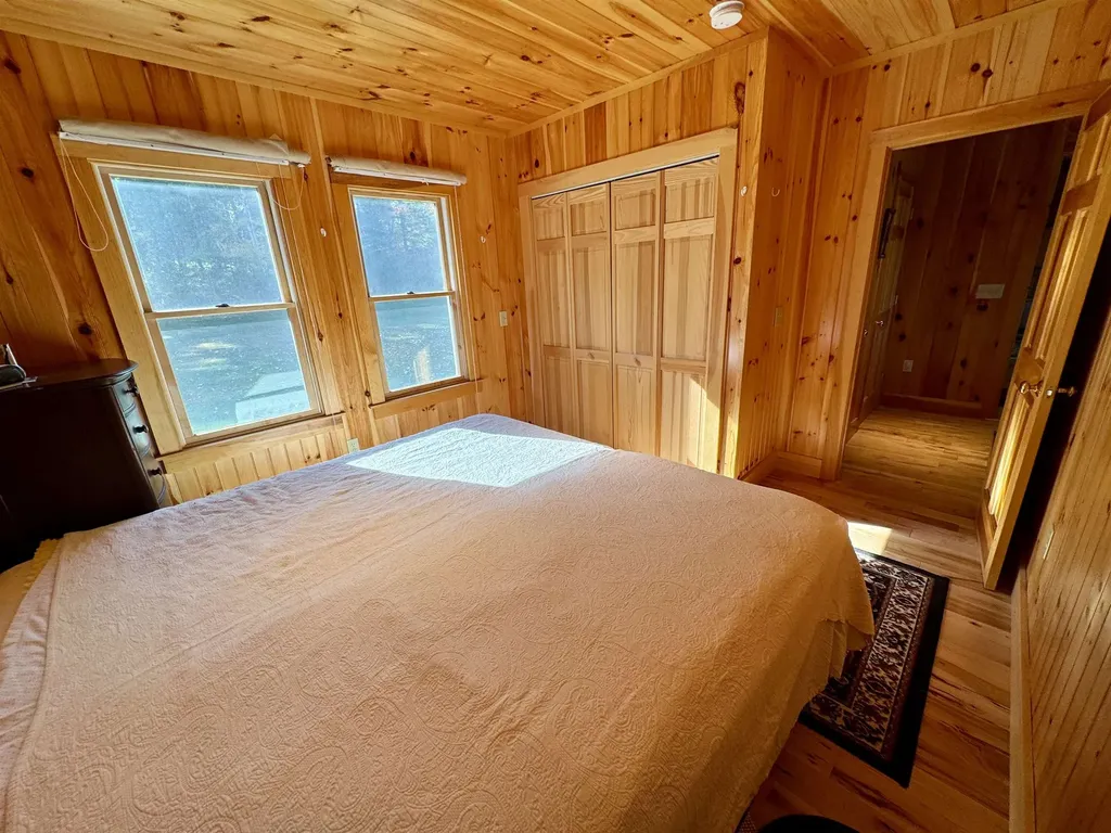 9 Henderson Drive Ryegate VT 05069