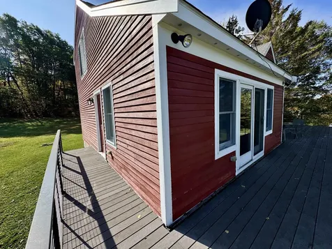 9 Henderson Drive Ryegate VT 05069