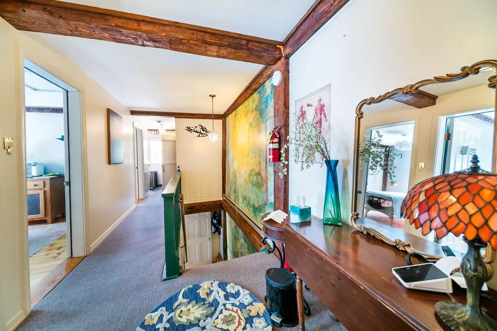 5677 Main Street Waitsfield VT 05673