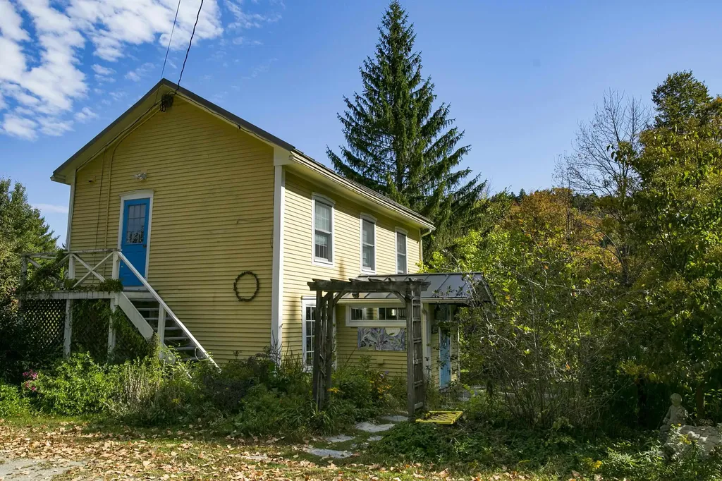 5677 Main Street Waitsfield VT 05673