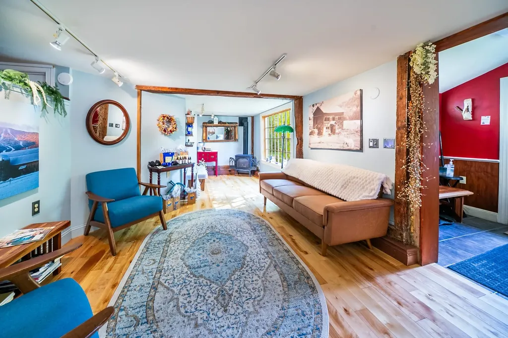 5677 Main Street Waitsfield VT 05673