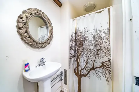 5677 Main Street Waitsfield VT 05673