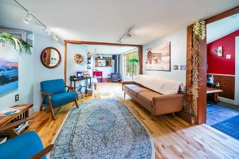 5677 Main Street Waitsfield VT 05673