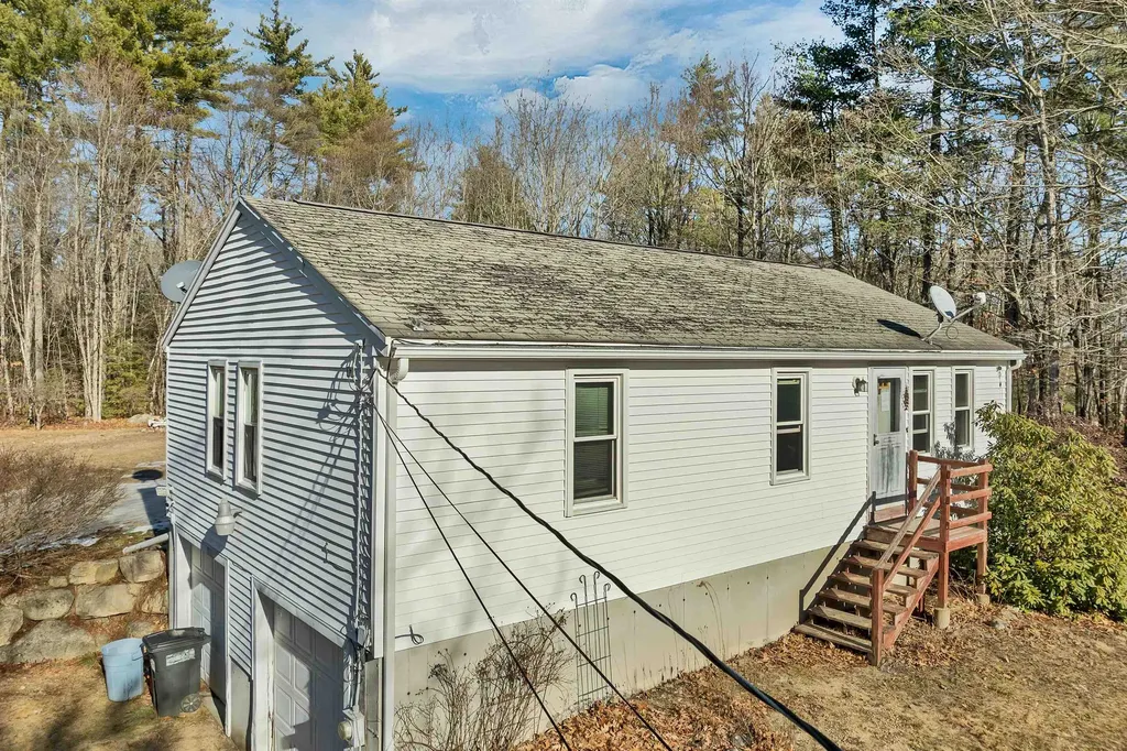 45 Whittier Drive Fremont NH 03044