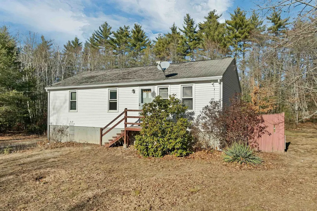45 Whittier Drive Fremont NH 03044