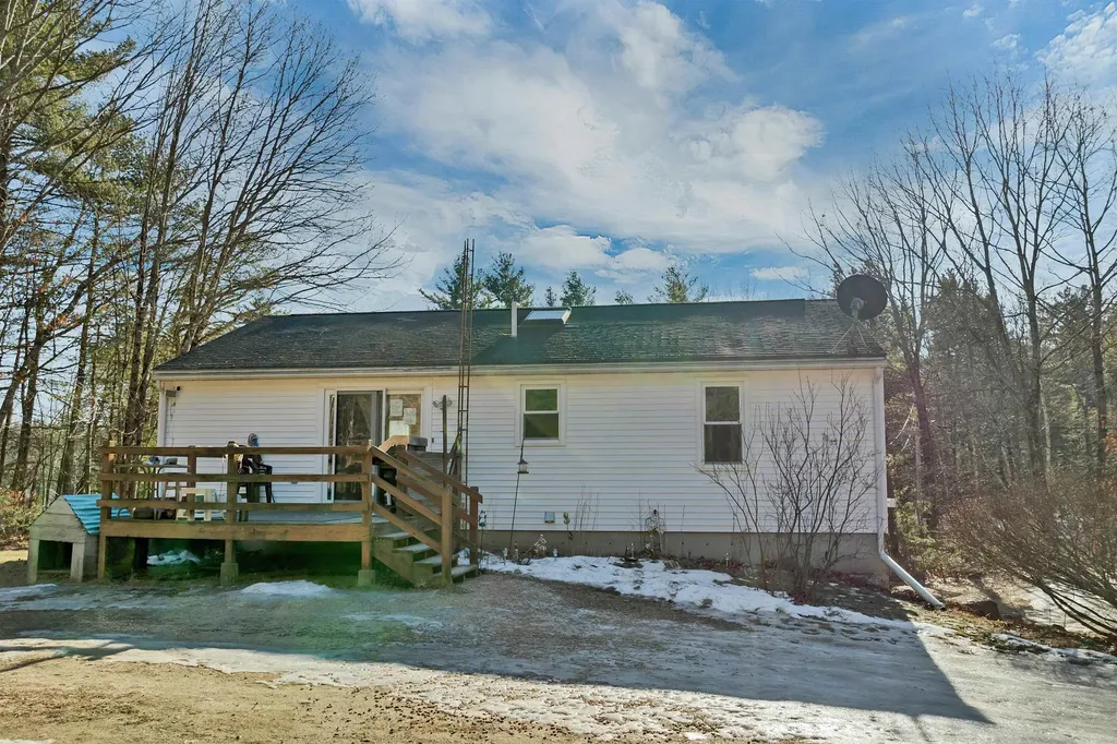 45 Whittier Drive Fremont NH 03044