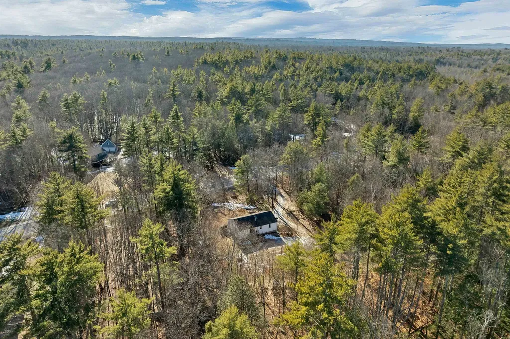 45 Whittier Drive Fremont NH 03044