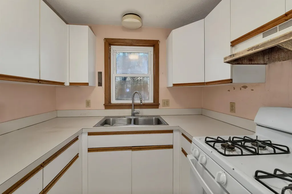 45 Whittier Drive Fremont NH 03044