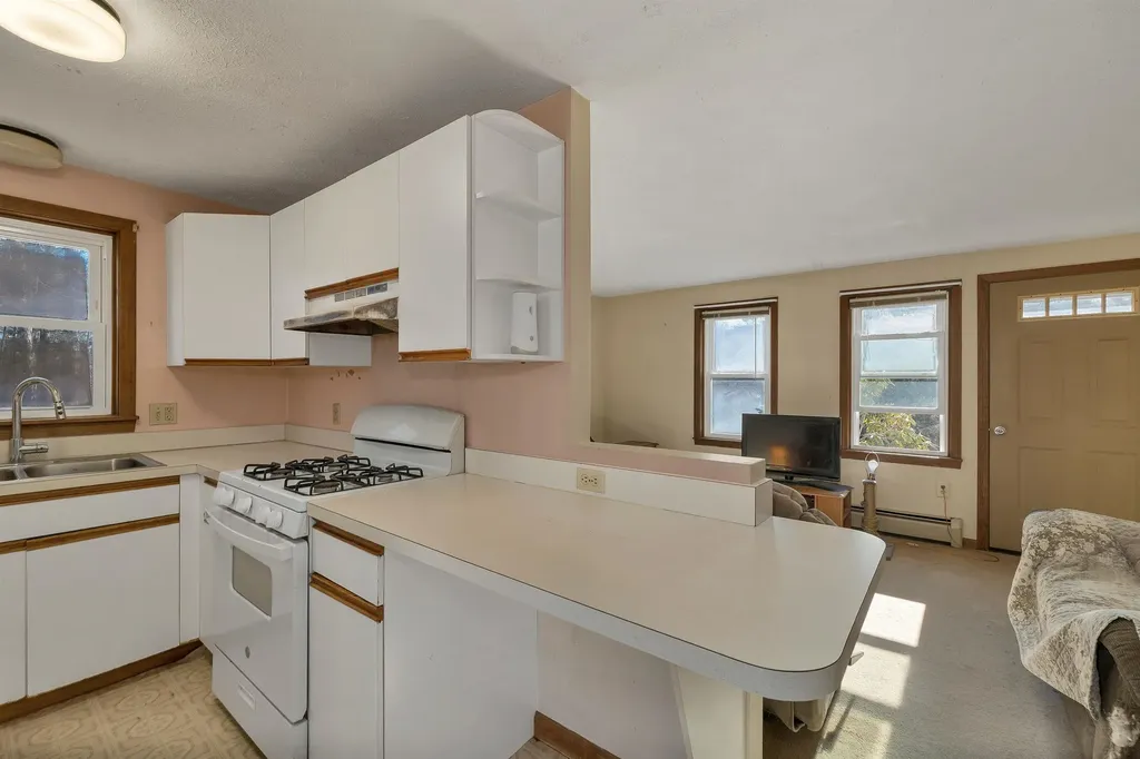 45 Whittier Drive Fremont NH 03044