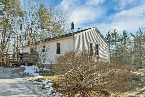45 Whittier Drive Fremont NH 03044