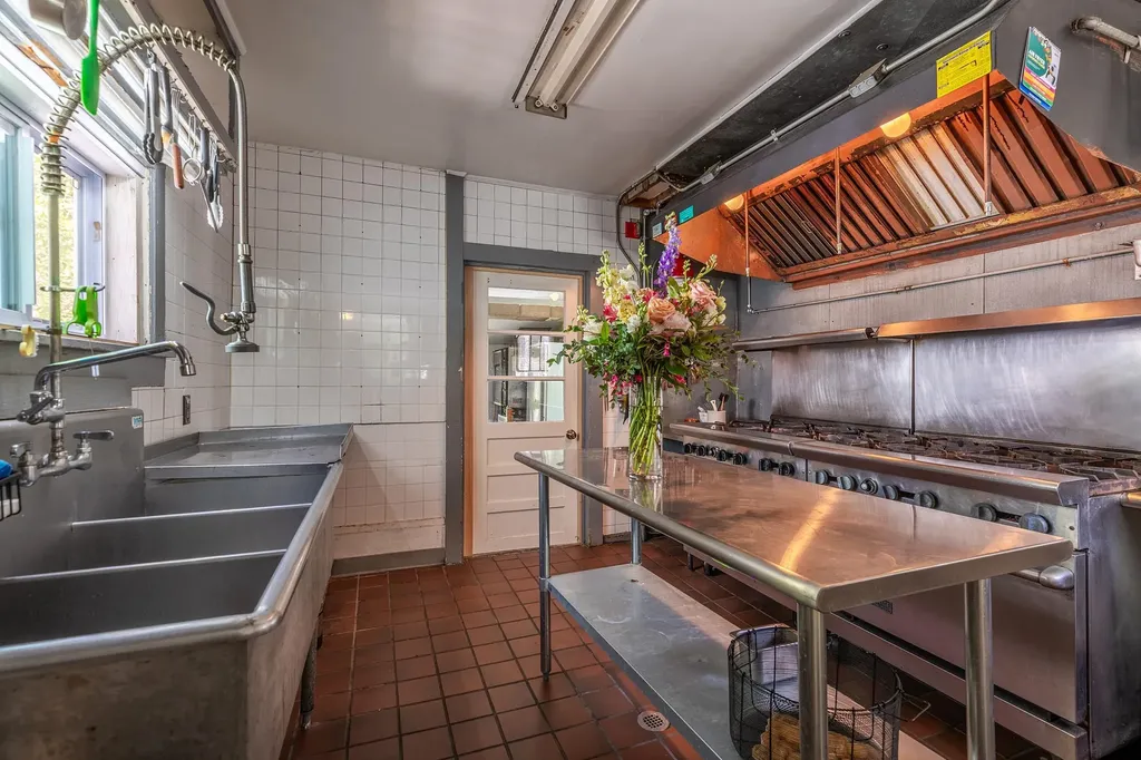 3732 Vt Route 30 Jamaica VT 05343