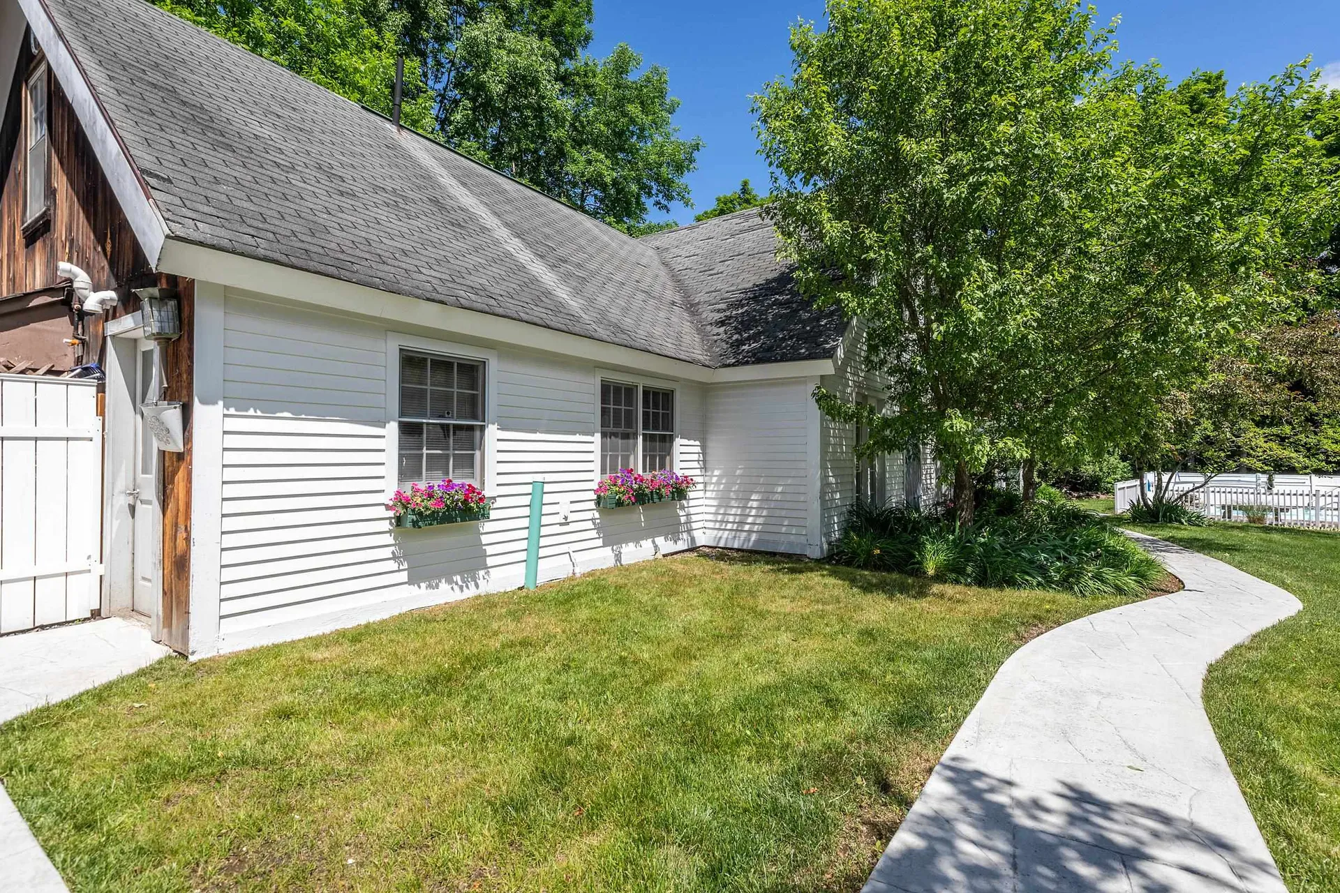 3732 Vt Route 30 Jamaica VT 05343