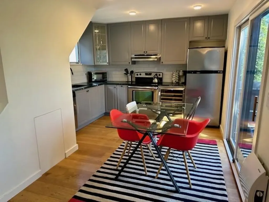 55 Hobbit Hill Warren VT 05674