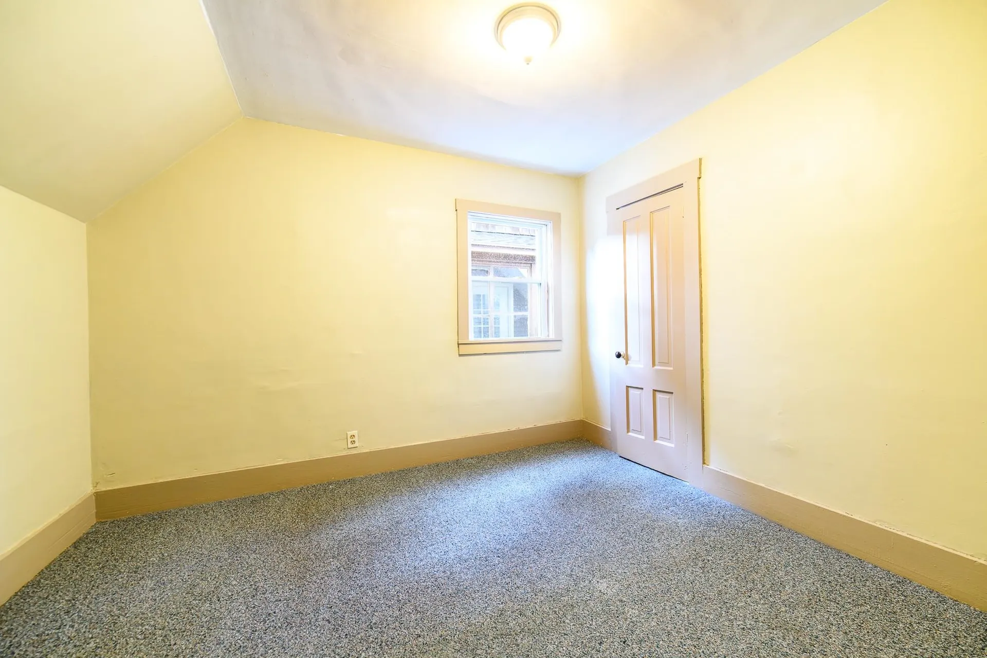 266 Madison Avenue Berlin NH 03570