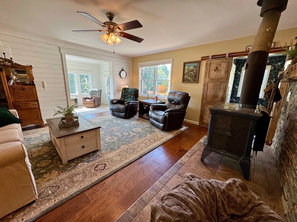 60 Currier Hill Road Topsham VT 05040