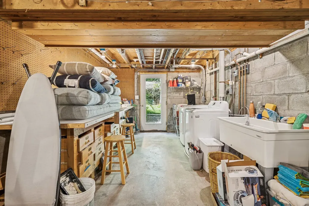 1612 Hartford Avenue Hartford VT 05001