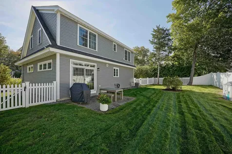 16 Richard Road Rye NH 03870