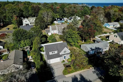 16 Richard Road Rye NH 03870